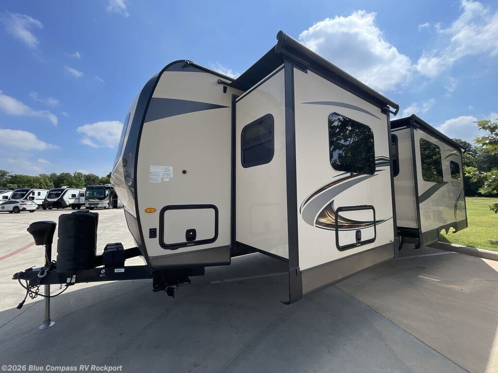 Used 2019 Forest River Rockwood Ultra Lite 2912BS available in Rockport, Texas