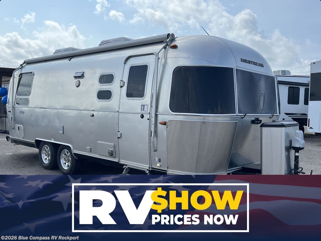 Used 2017 Airstream Flying Cloud 25FB available in Rockport, Texas