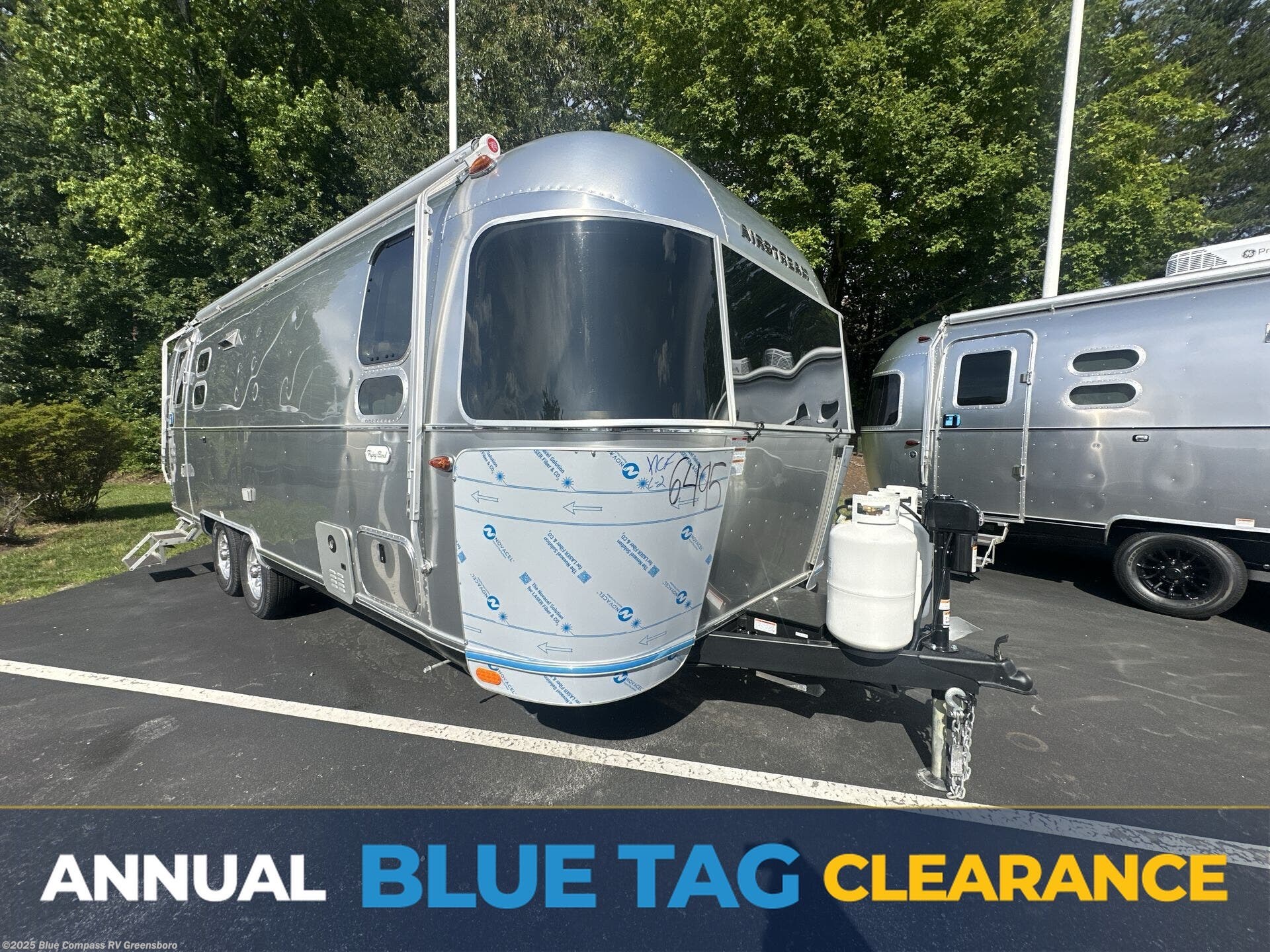 New 2025 Airstream Flying Cloud 25FB available in Colfax, North Carolina