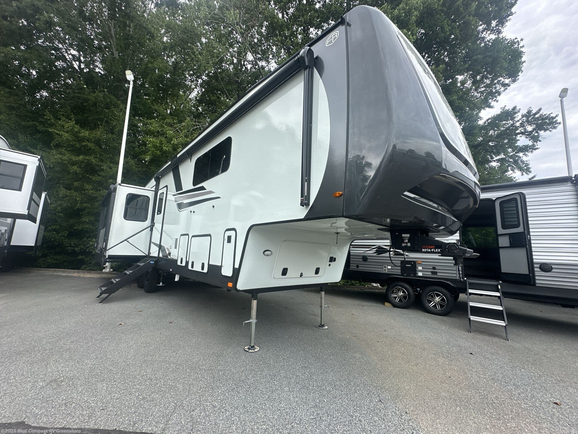 New 2026 Forest River Rockwood Signature 401SFB available in Colfax, North Carolina