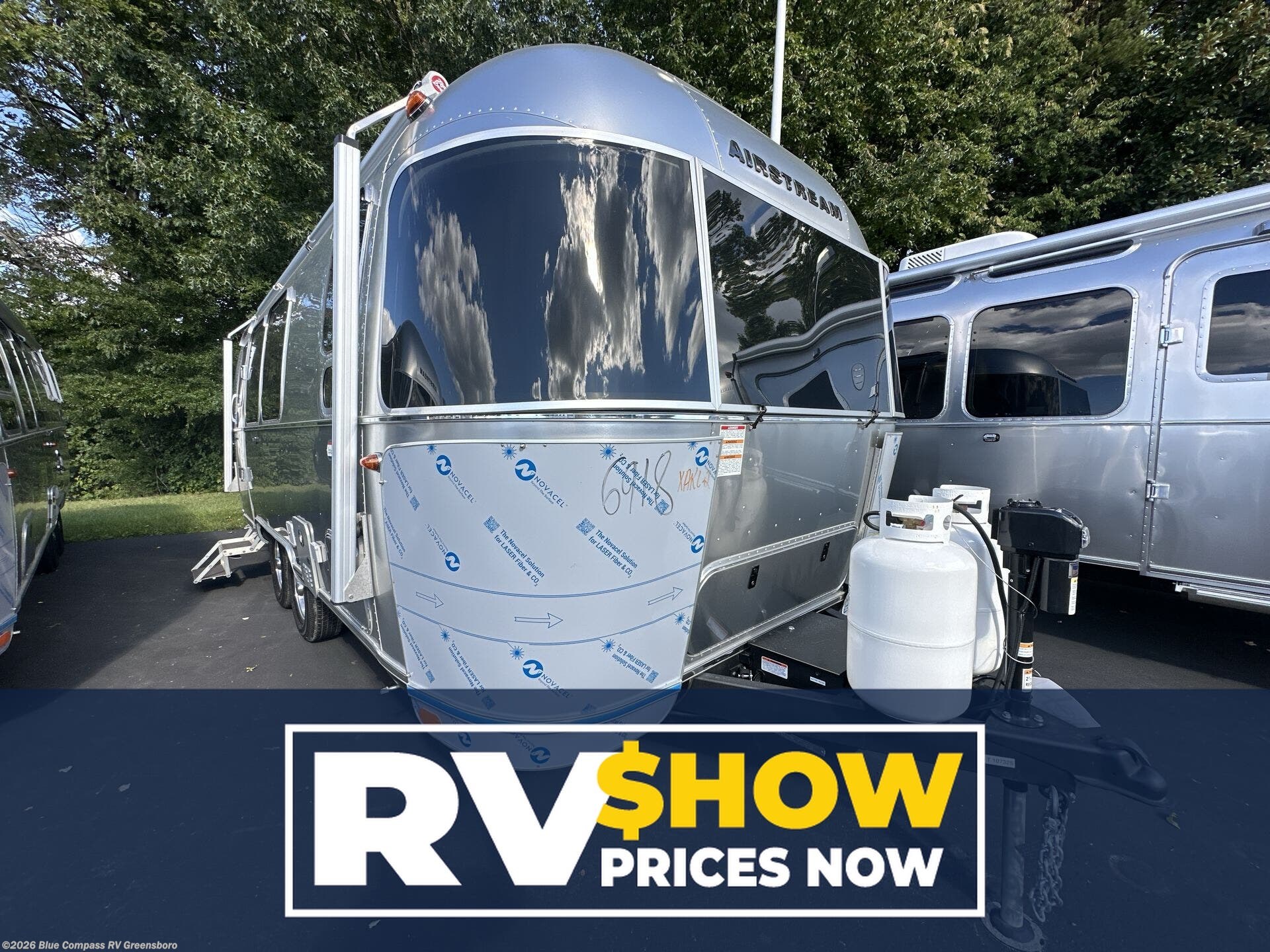 New 2026 Airstream International 23FB Twin available in Colfax, North Carolina