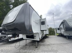 New 2026 Forest River Rockwood Signature 401SFB available in Colfax, North Carolina