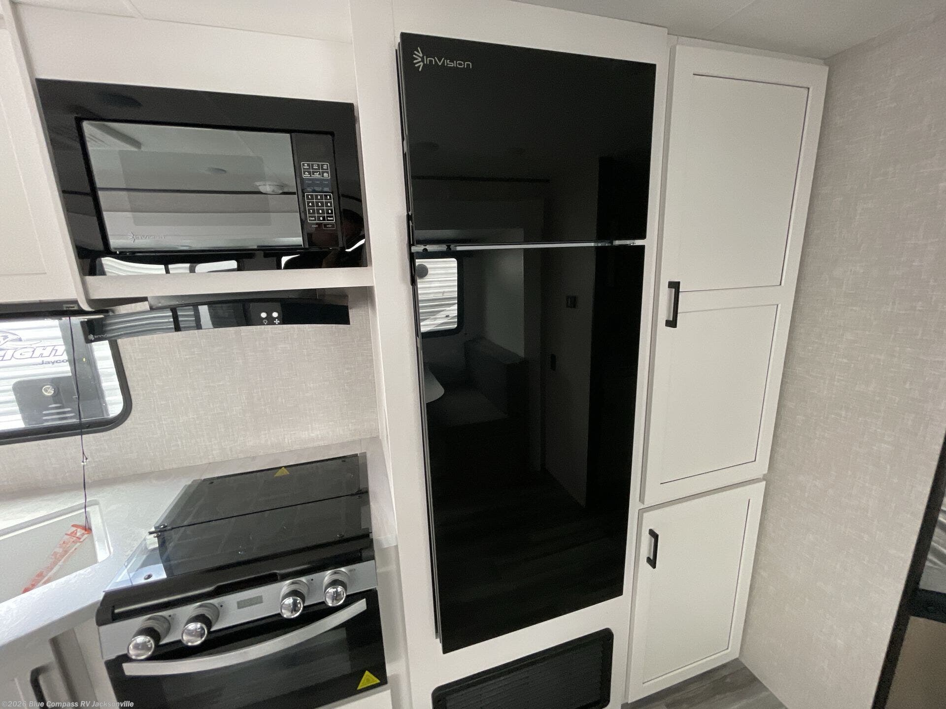 New 2025 Jayco Jay Flight SLX 261BHS available in Jacksonville, Florida