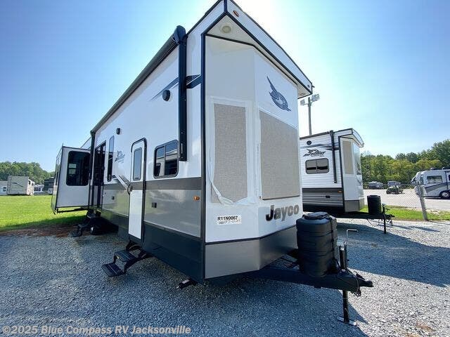 New 2025 Jayco Jay Flight Bungalow 40DLFT available in Jacksonville, Florida