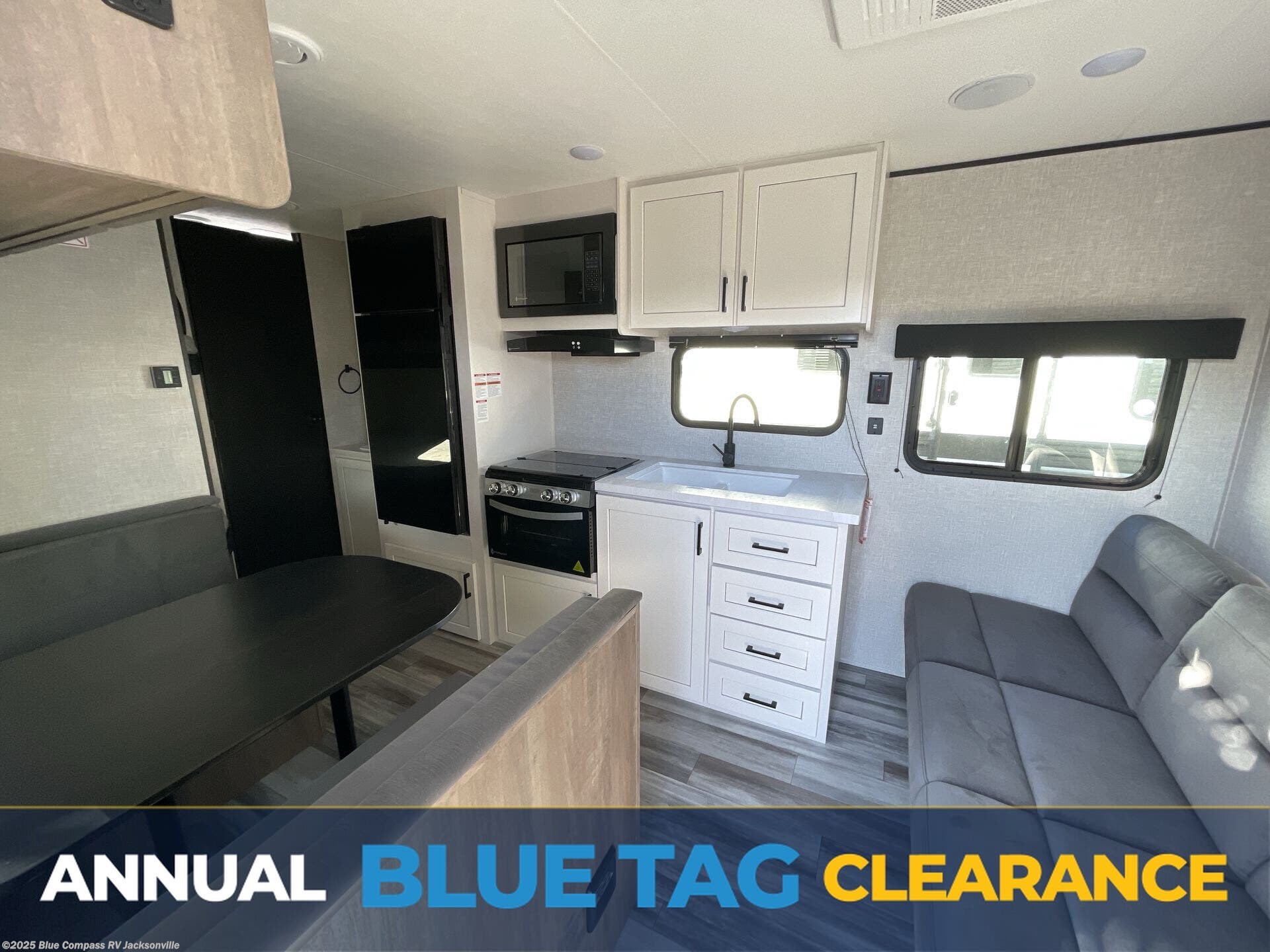 New 2025 Jayco Jay Flight SLX 260BH available in Jacksonville, Florida