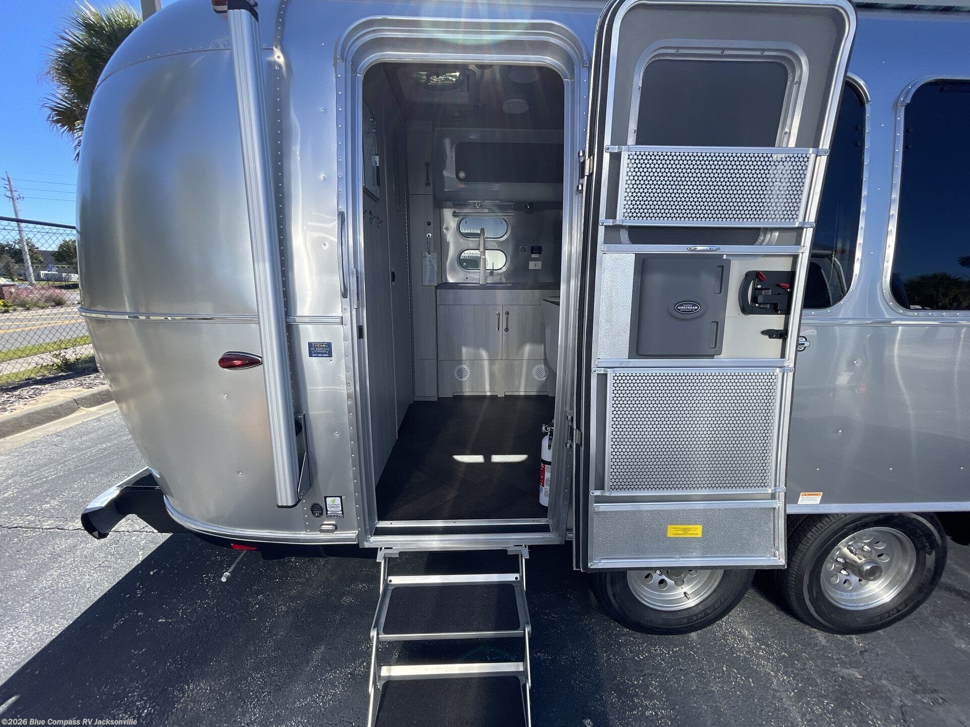 New 2026 Airstream International 23FB Twin available in Jacksonville, Florida