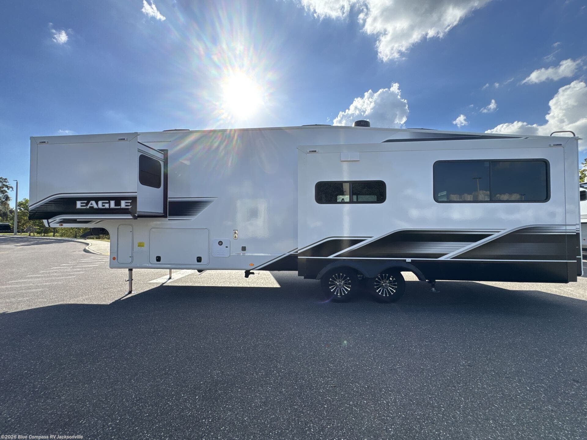 New 2026 Jayco Eagle 335LSTS available in Jacksonville, Florida