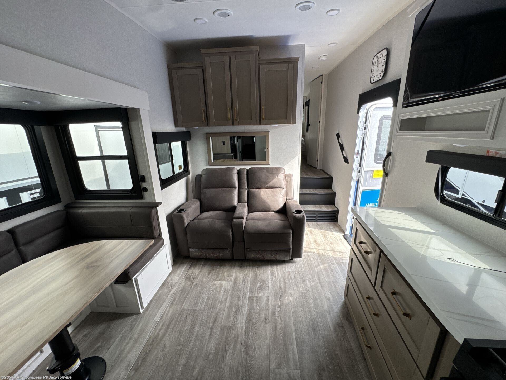 New 2026 Jayco Eagle HT 31QCD available in Jacksonville, Florida