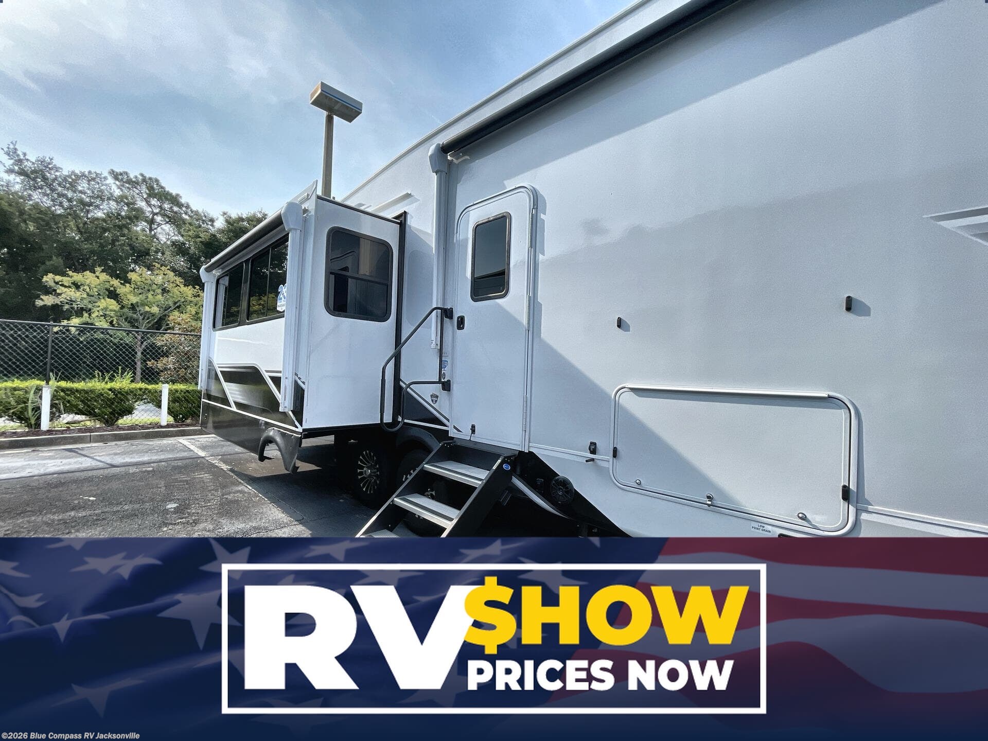 New 2026 Jayco Eagle 355MBQS available in Jacksonville, Florida