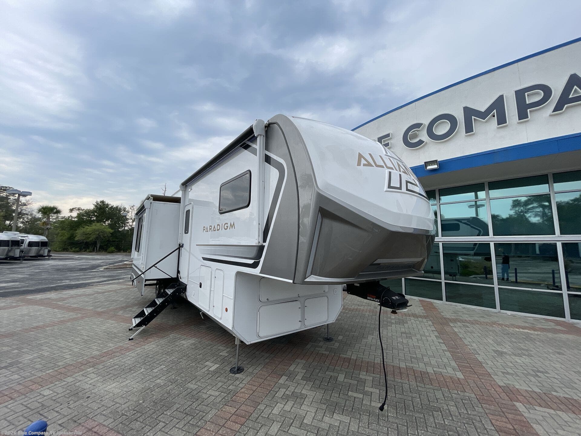 Used 2025 Alliance RV Paradigm 395DS available in Jacksonville, Florida