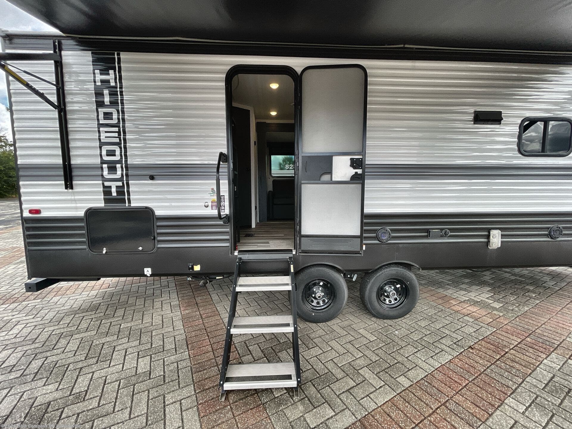 Used 2024 Keystone Hideout Sport 269DB available in Jacksonville, Florida