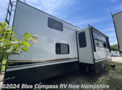 New 2024 Keystone Avalanche 390DS available in Epsom, New Hampshire