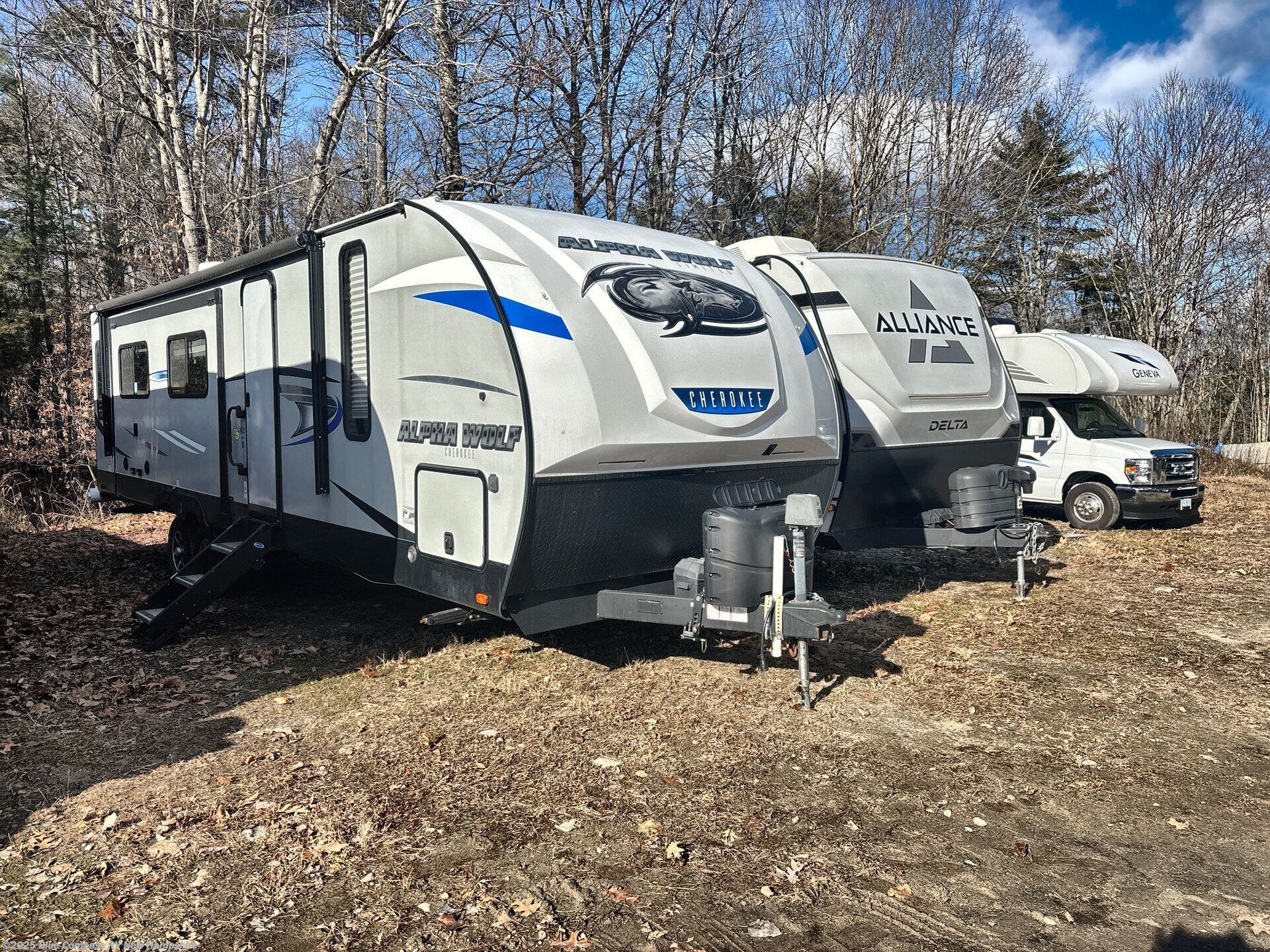 Used 2020 Forest River Cherokee Alpha Wolf 26RL-L available in Epsom, New Hampshire