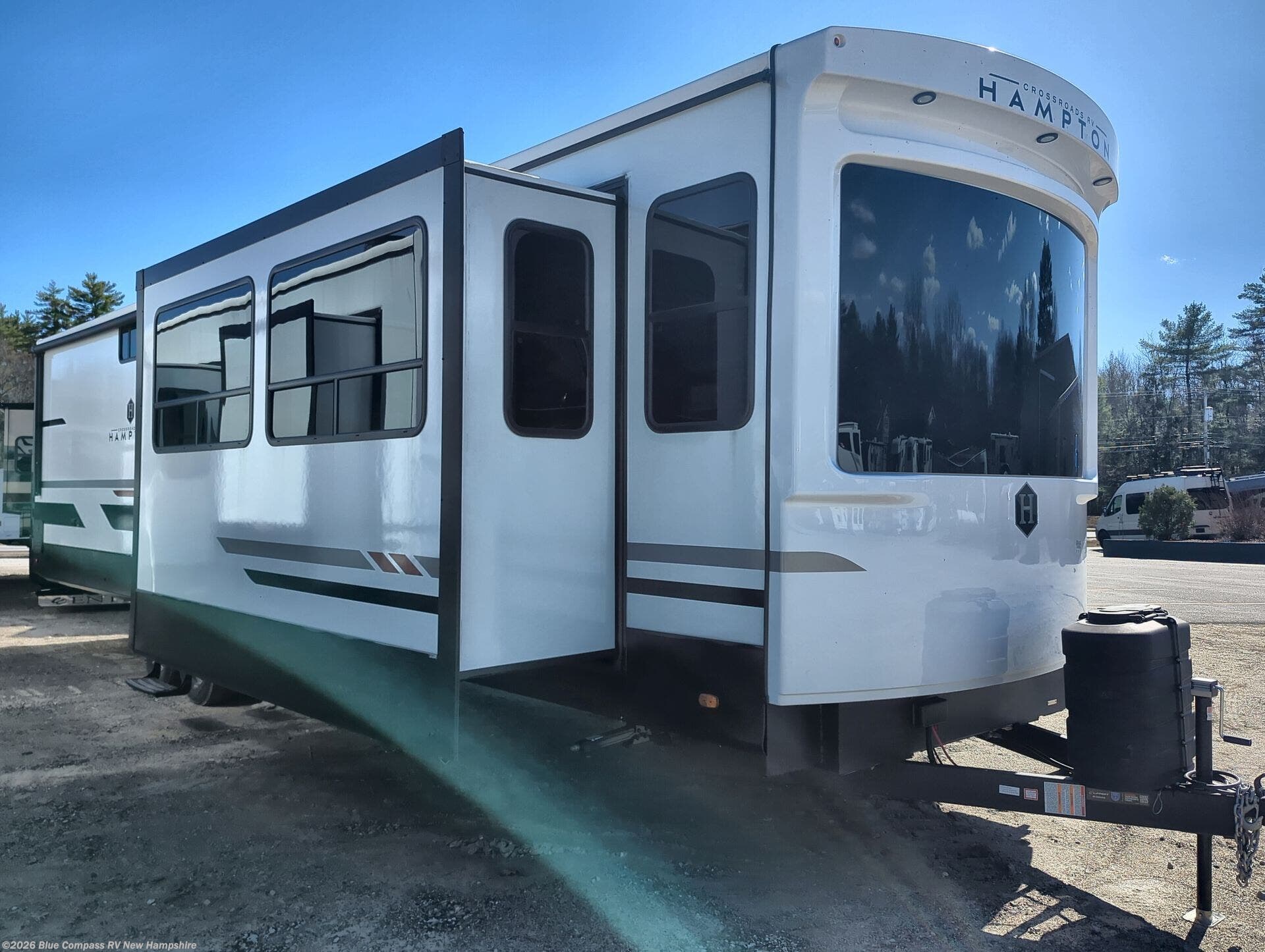 New 2026 CrossRoads Hampton 372FDB available in Epsom, New Hampshire