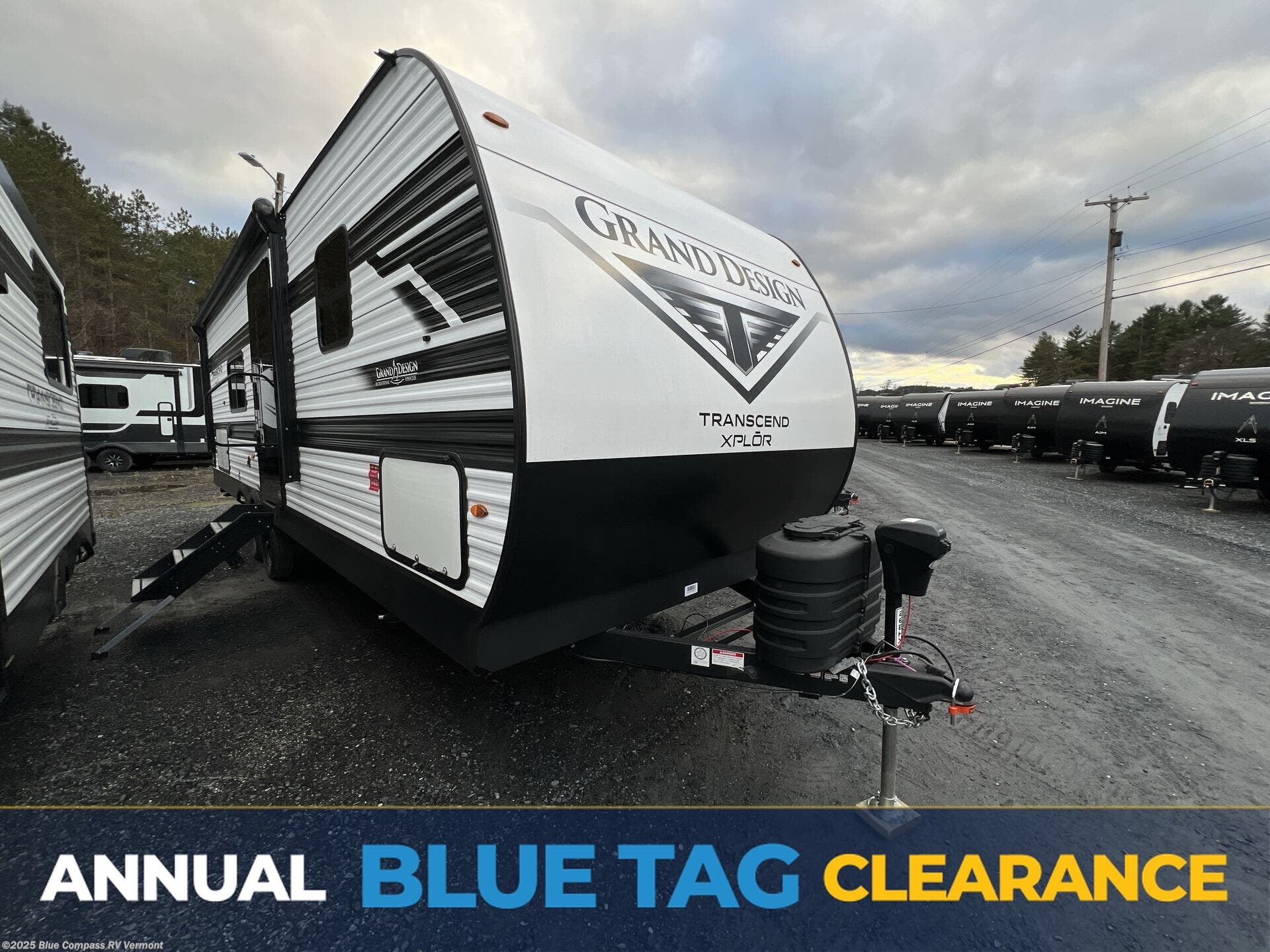 New 2026 Grand Design Transcend Xplor 26BHX available in East Montpelier, Vermont
