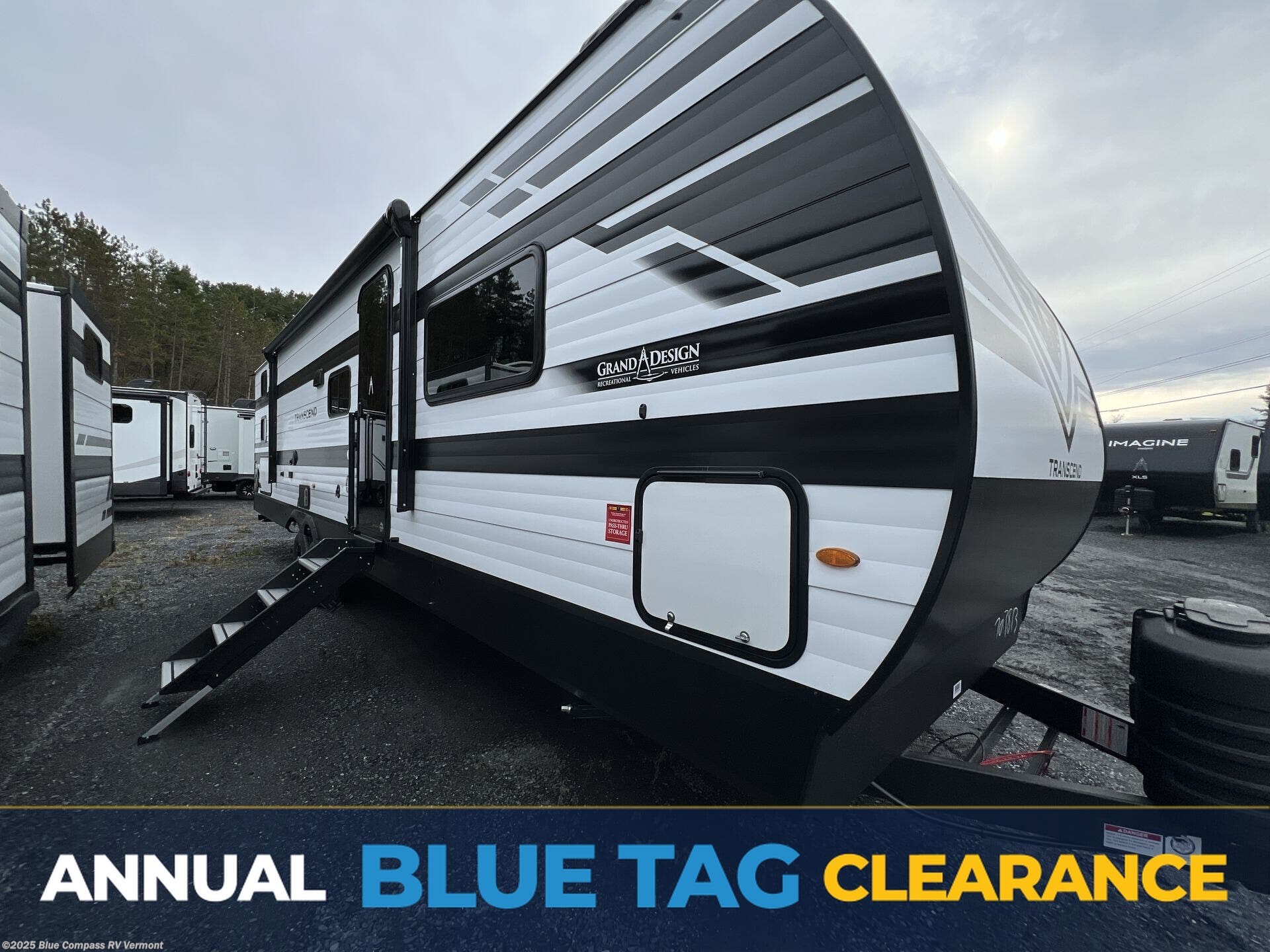 New 2026 Grand Design Transcend 335BHT available in East Montpelier, Vermont