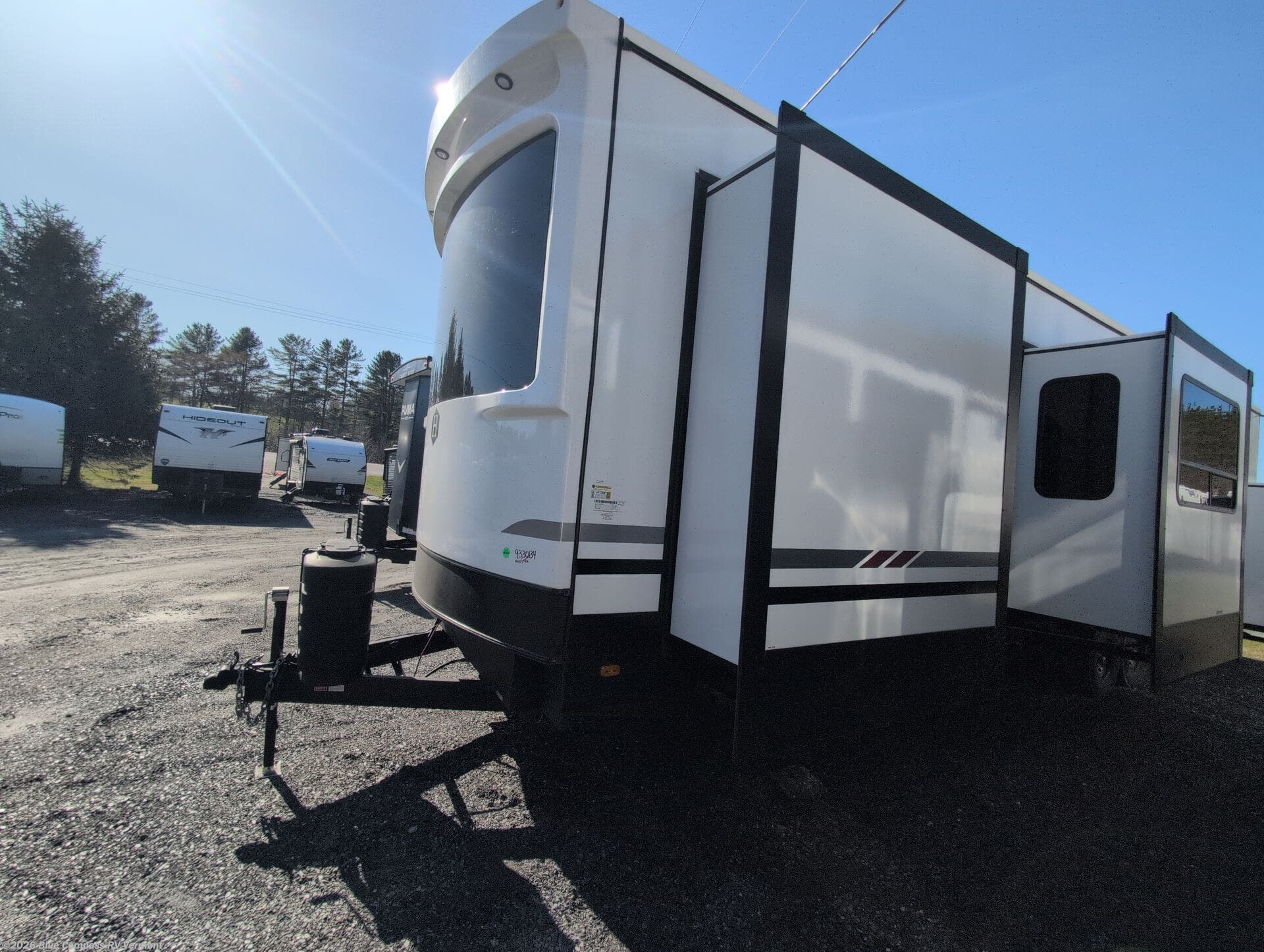 New 2026 CrossRoads Hampton 388FKL available in East Montpelier, Vermont