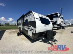 Used 2022 Palomino Puma XLE Lite 23BHC available in Corsicana, Texas