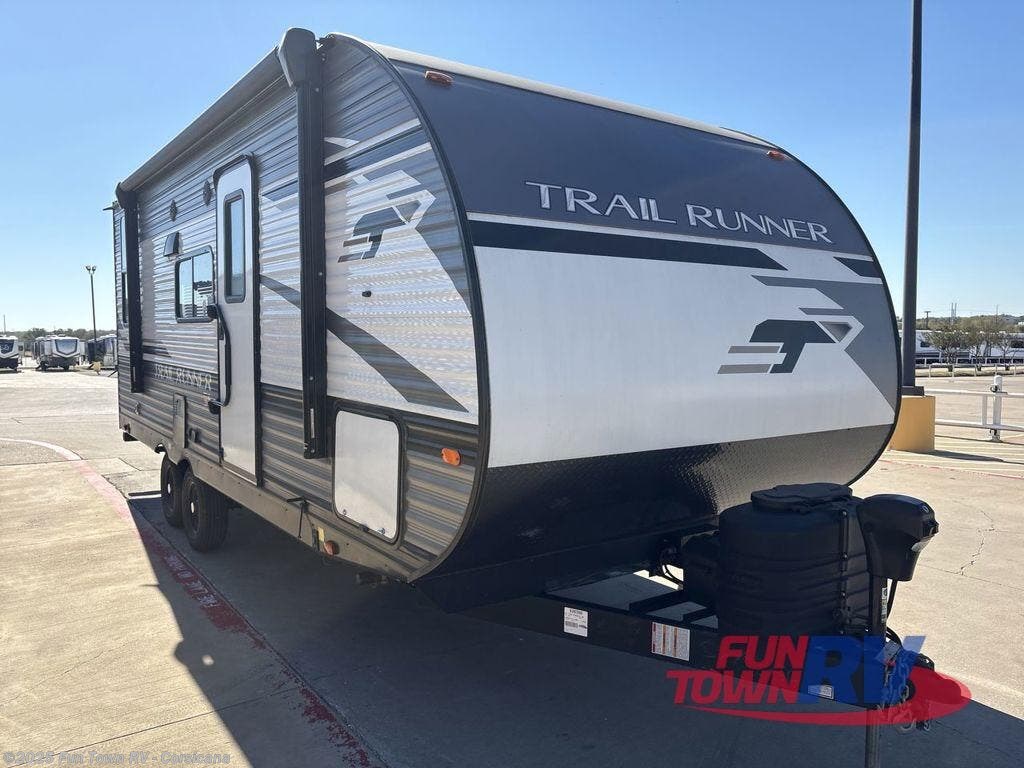 Used 2023 Heartland Trail Runner 21JM available in Corsicana, Texas