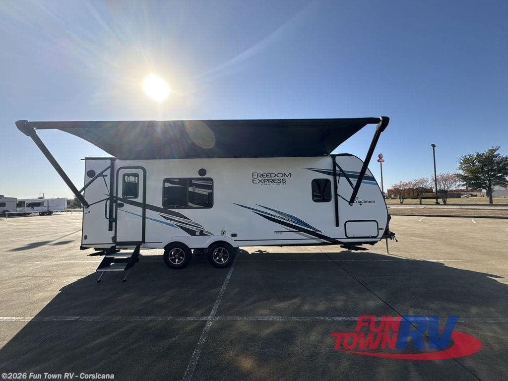 Used 2023 Coachmen Freedom Express Ultra Lite 246RKS available in Corsicana, Texas