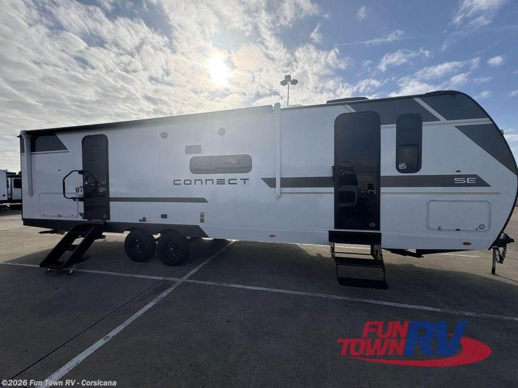 New 2026 K-Z Connect SE C301BHKSE available in Corsicana, Texas