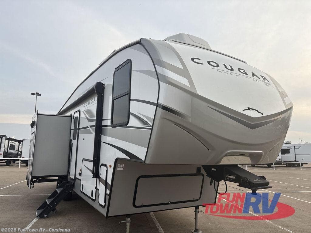 Used 2023 Keystone Cougar 29RKS available in Corsicana, Texas