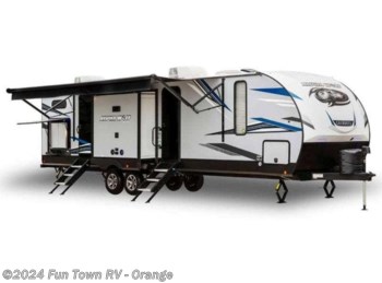 New 2023 Forest River Cherokee Alpha Wolf 23DBH-L available in Orange, Texas