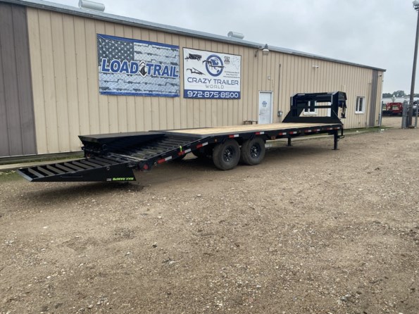 2024 Load Trail GP 102x25 Gooseneck Deckover Flatbed Trailer 14K GVWR available in Ennis, TX