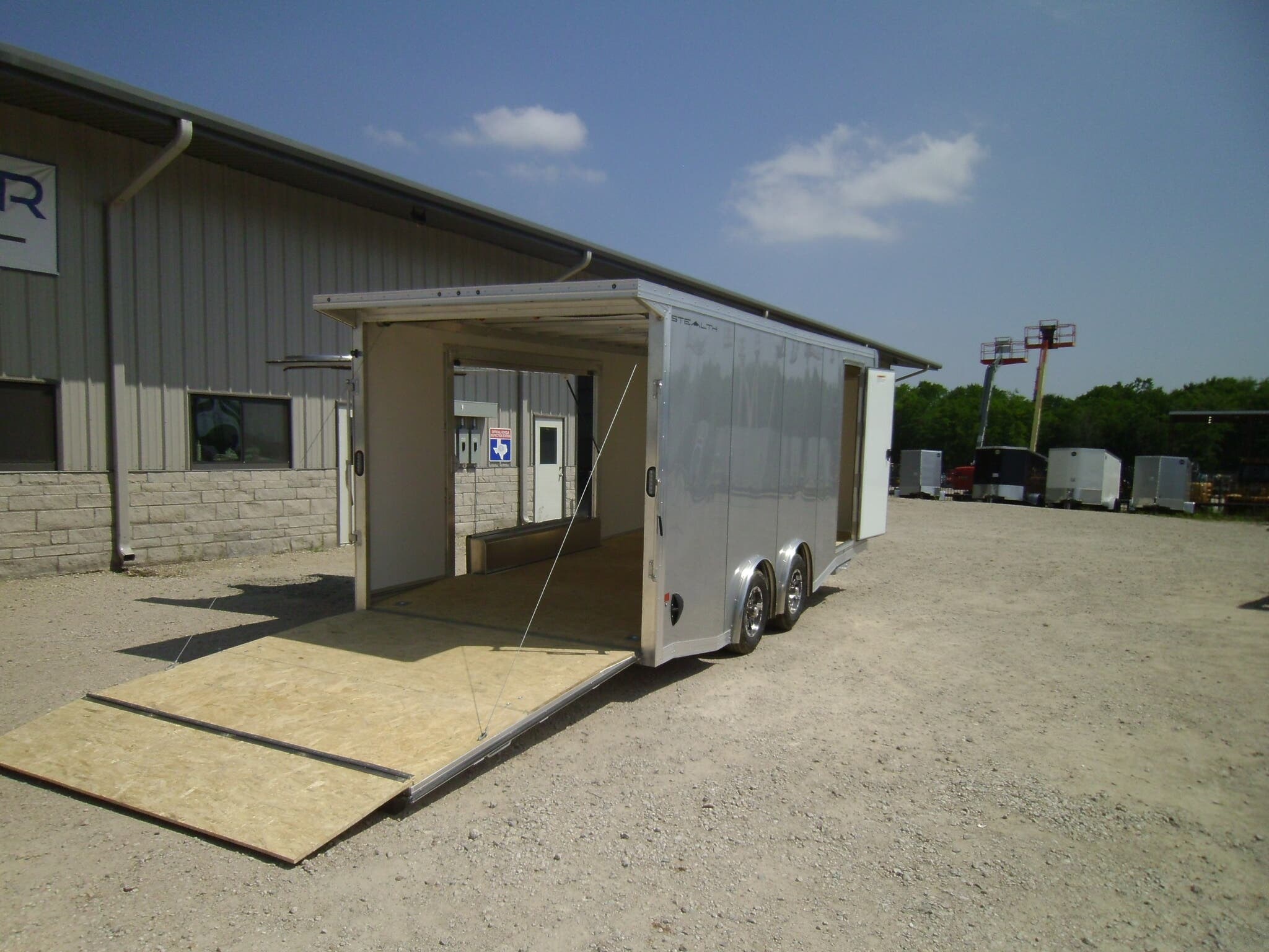 8x20 Cargo Trailer For Sale New Stealth 85x20 Aluminum Enclosed Car