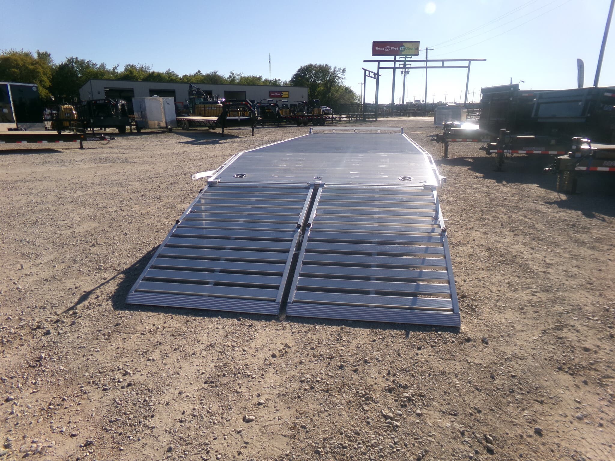 8x24 Deckoverflat Deck Trailer For Sale New Aluma 1024h 24 Aluminum Deckover Trailer 9990 Lb 4540