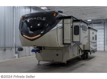 Used 2022 Jayco Pinnacle 36SSWS available in Clinton, Iowa