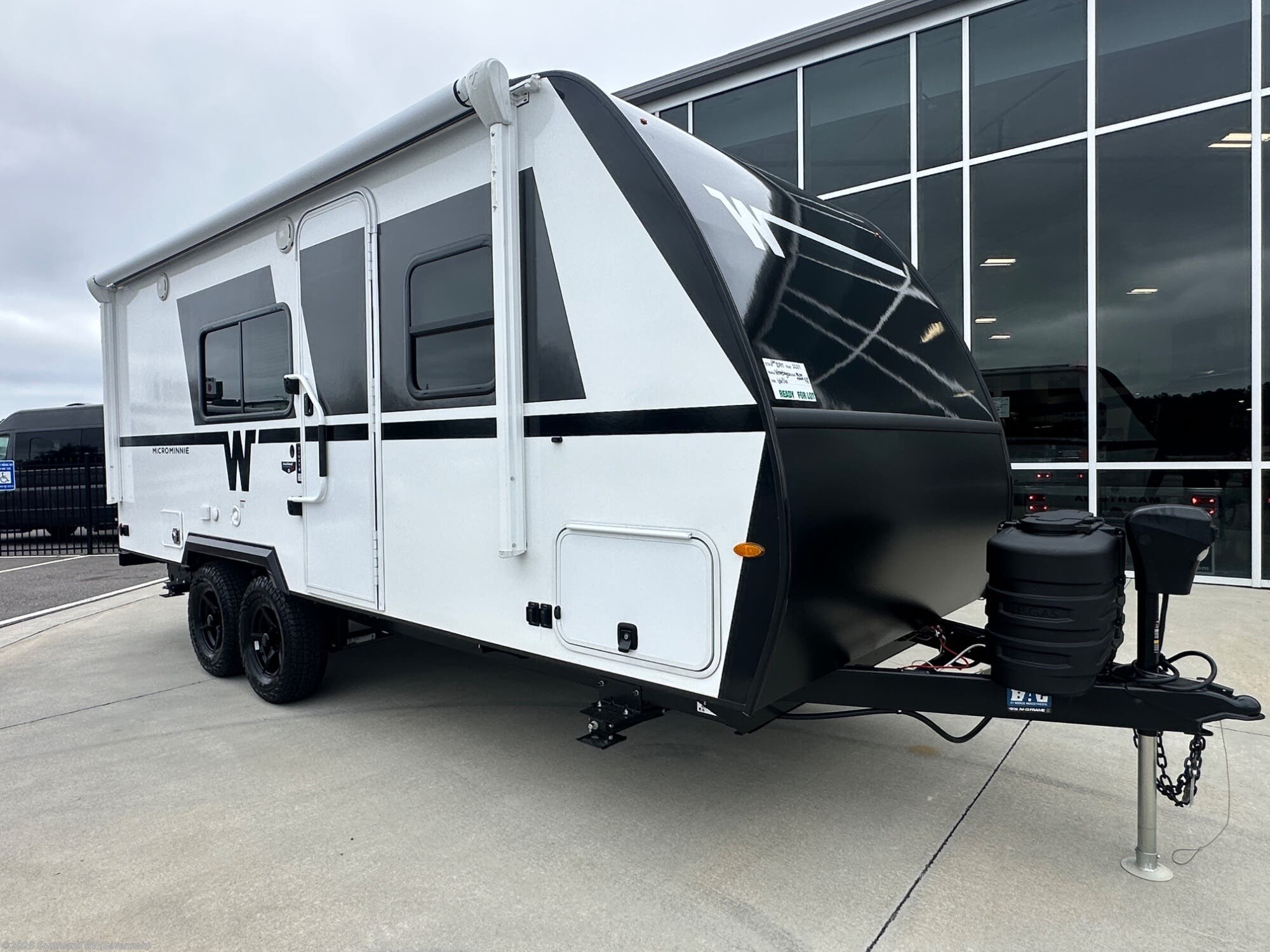 New 2027 Winnebago Micro Minnie 2108TB available in Savannah, Georgia
