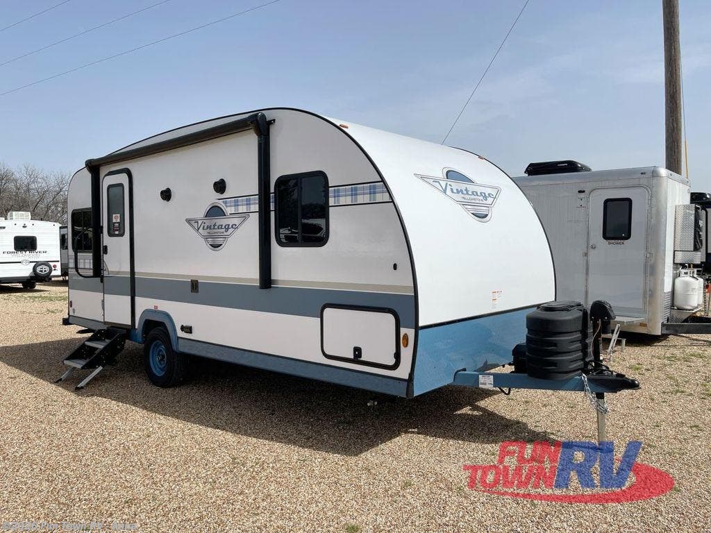 New 2025 Gulf Stream Yellowstone Vintage  19ERD available in Anna, Illinois