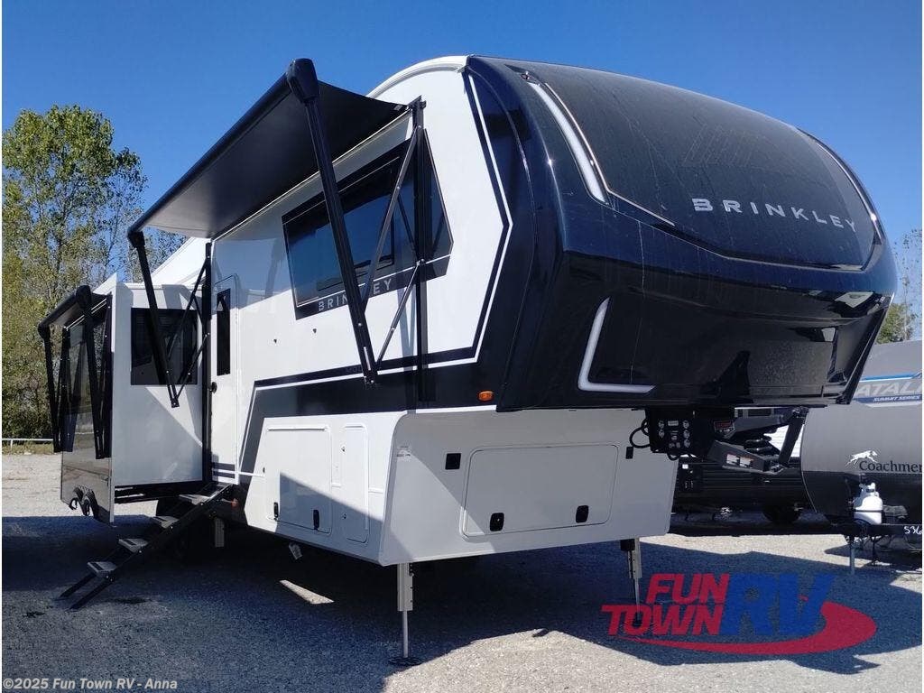 New 2026 Brinkley RV Model Z 3515 available in Anna, Illinois