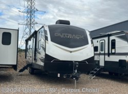 Used 2021 Keystone Outback Ultra Lite 302UBH available in Robstown, Texas