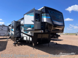 New 2025 Heartland Cyclone 4008 available in Robstown, Texas