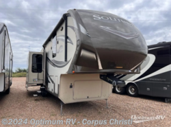 Used 2014 Grand Design Solitude 305RE available in Robstown, Texas