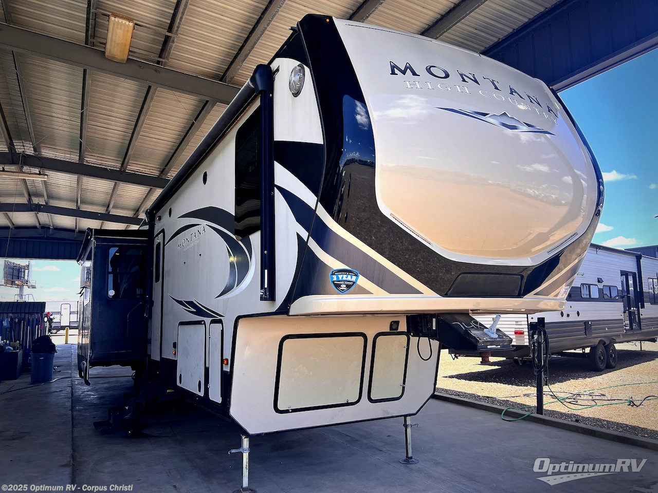 Used 2018 Keystone Montana High Country 345RL available in Robstown, Texas
