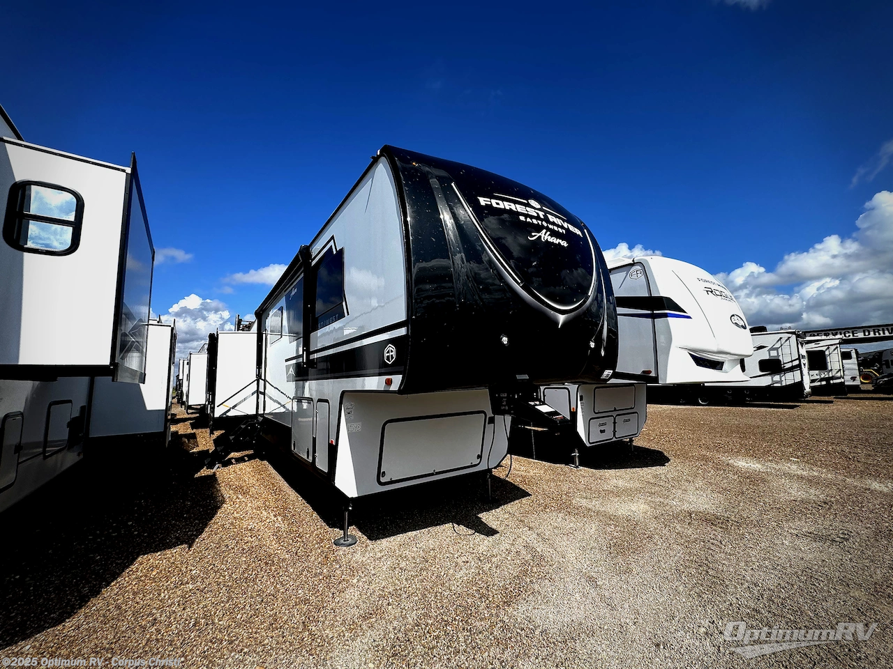 New 2026 East to West Ahara 383UR available in Robstown, Texas