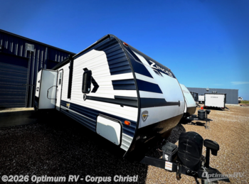 Used 2021 CrossRoads Zinger ZR331BH available in Robstown, Texas