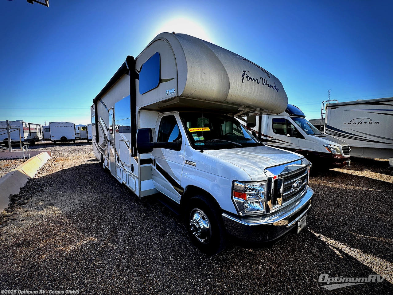 Used 2017 Thor  Four Winds 31E Bunkhouse available in Robstown, Texas