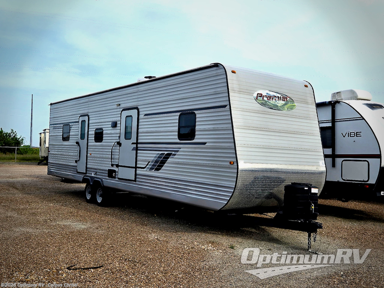 Used 2025 HL Enterprise Hy-Line 38 Premier available in Robstown, Texas