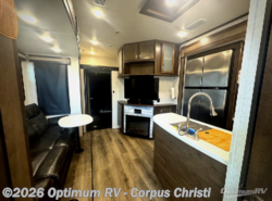 Used 2019 Highland Ridge Highlander HF350H available in Robstown, Texas