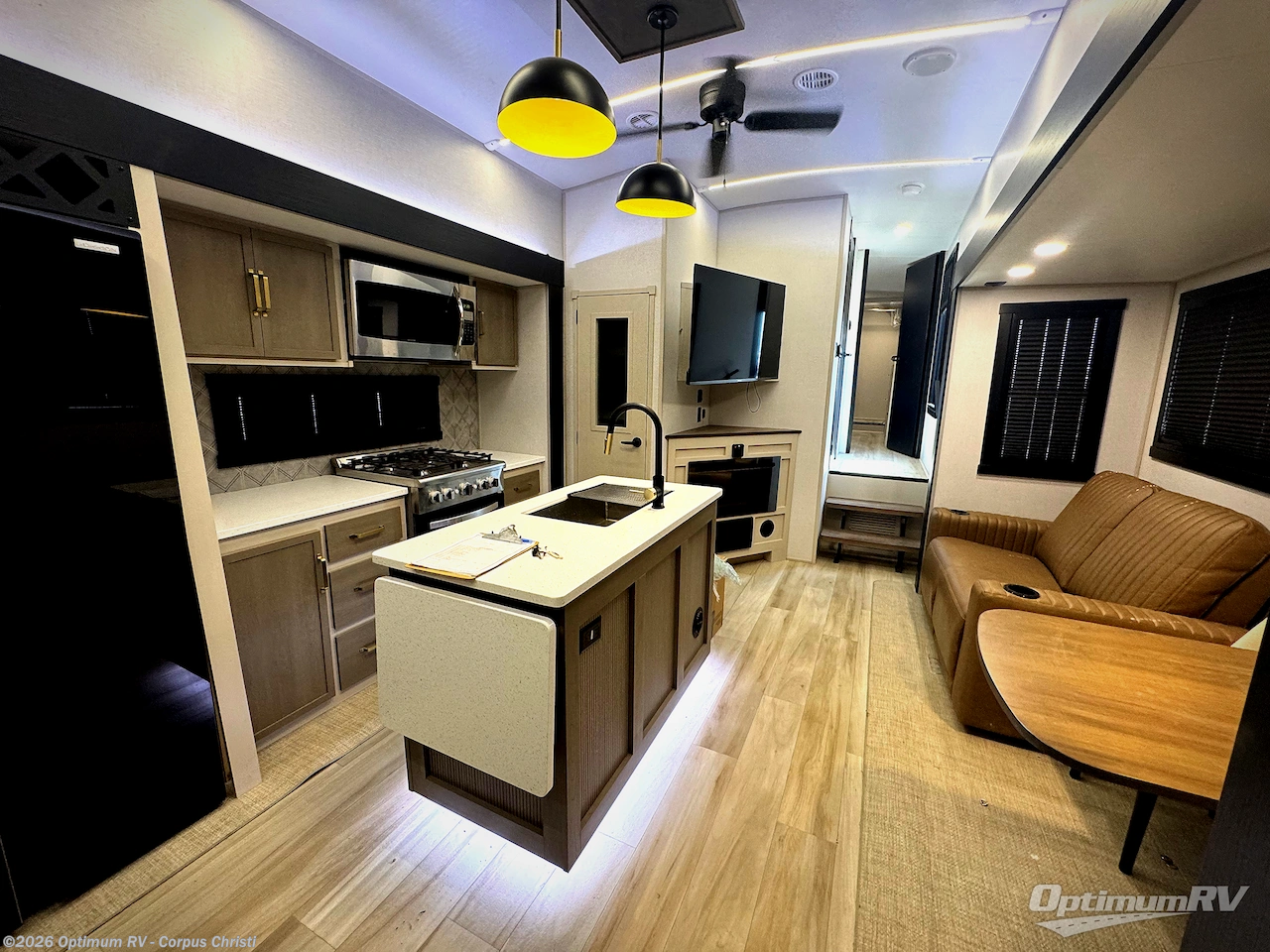 Used 2025 Forest River Salem Hemisphere 375FAM available in Robstown, Texas