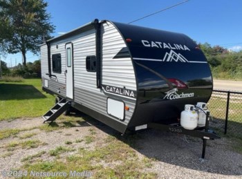 New 2024 Coachmen Catalina Summit Series 8 261BH available in Muskegon, Michigan