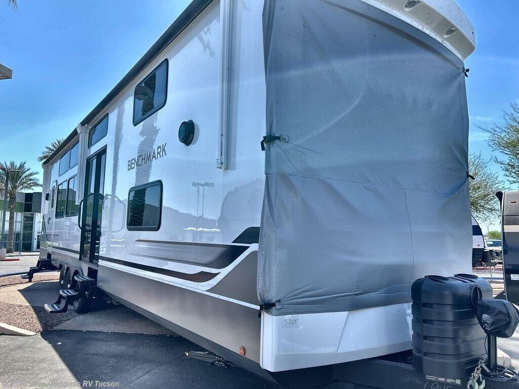 New 2026 Alliance RV Benchmark 44LFT available in Tucson, Arizona