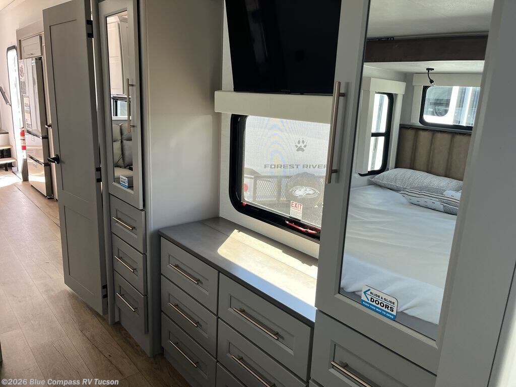 New 2026 Alliance RV Paradigm 395DS available in Tucson, Arizona