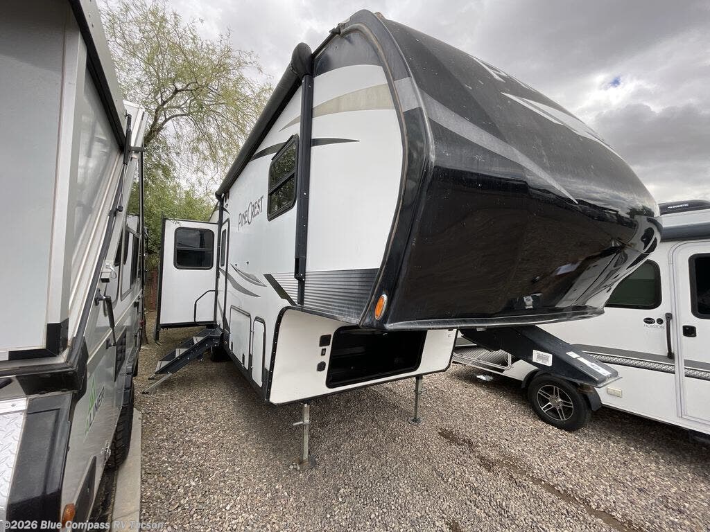 Used 2019 Vanleigh PineCrest 305RLP available in Tucson, Arizona