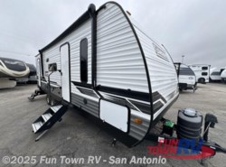 Used 2024 Coleman  Lantern 263BH available in Cibolo, Texas