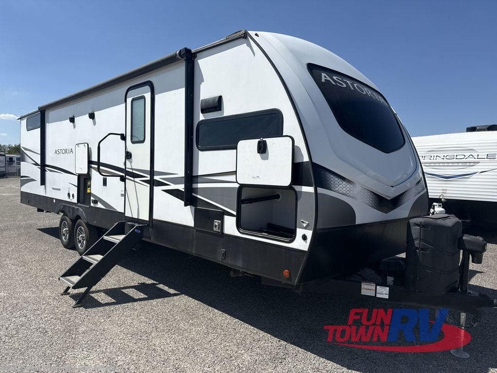 Used 2023 Dutchmen Astoria 2913FK available in Cibolo, Texas